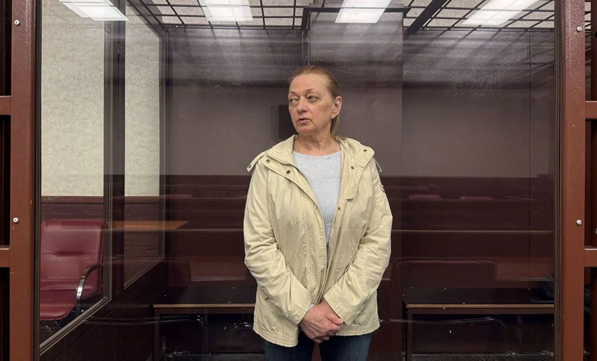 РФ засудила вчительку з окупованої Донеччини, яка переховувала українського бійця