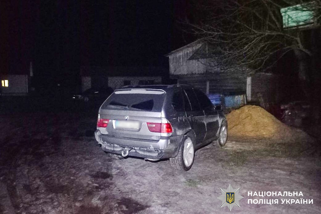 Очевидці ДТП впізнали автомобіль підозрюваного (фото поліції)