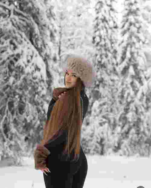  Львівська блогерка зганьбилась рекламою російського магазину хутра