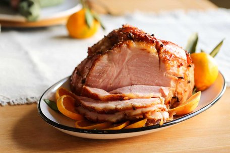 Глазурована шинка до різдвяного столу. Рецепт дня