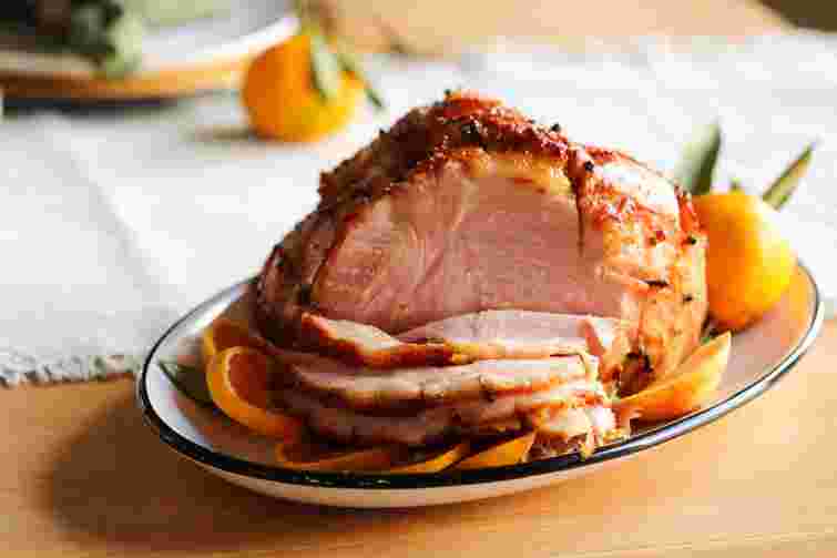 Глазурована шинка до різдвяного столу. Рецепт дня