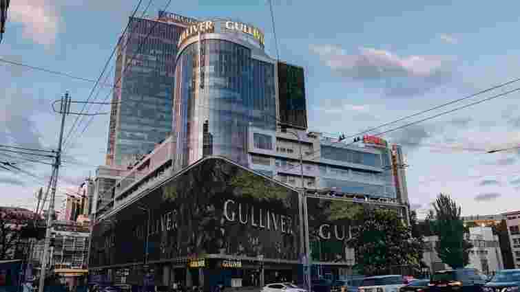 «Ощадбанк» заявив про рейдерське захоплення паркінгу ТРЦ «Гулівер»