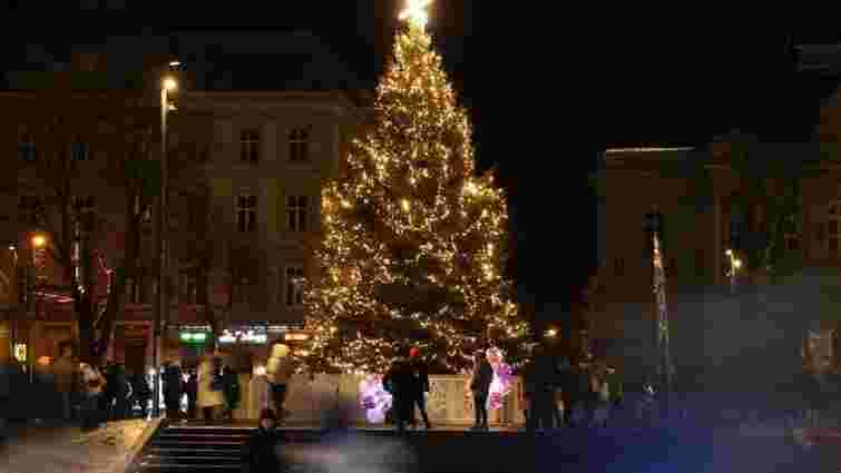 У Львові запровадять нові правила для вуличних продавців розважальної продукції