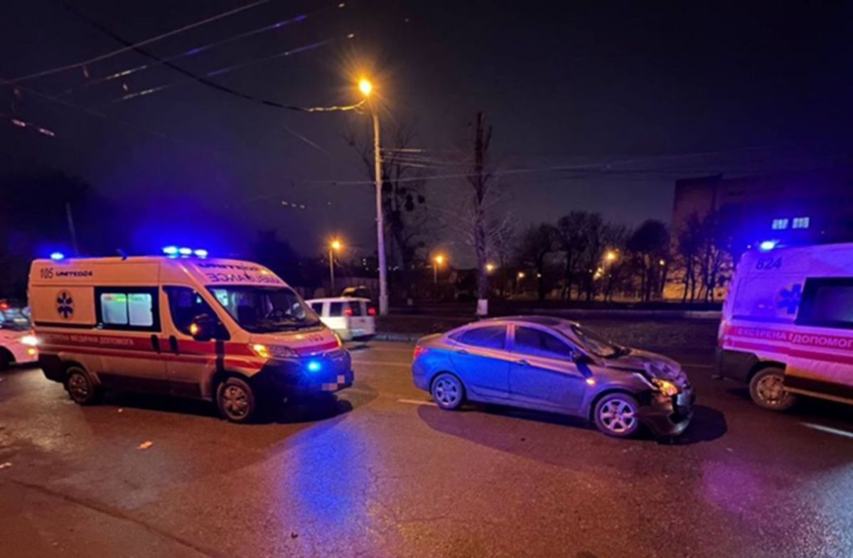 У Харкові суддя за кермом Hyundai збила двох підліток, діти в реанімації