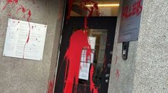 Під час саміту ЄС будівлю польського консульства у Брюсселі обкидали фекаліями
