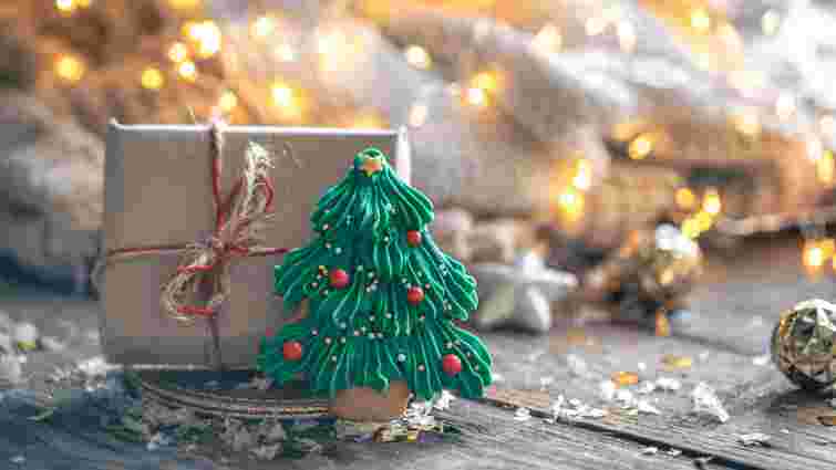 Вітайте зі святами грамотно: як пишеться «різдвяний» чи «різдвʼяний»