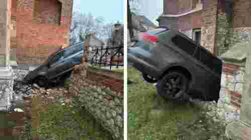 П’яний українець на авто проломив огорожу церкви XIV століття у центрі Кракова