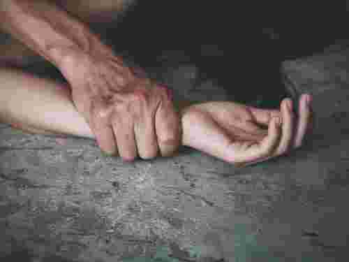 Житель Тернопільщини систематично ґвалтував свою 13-річну племінницю 