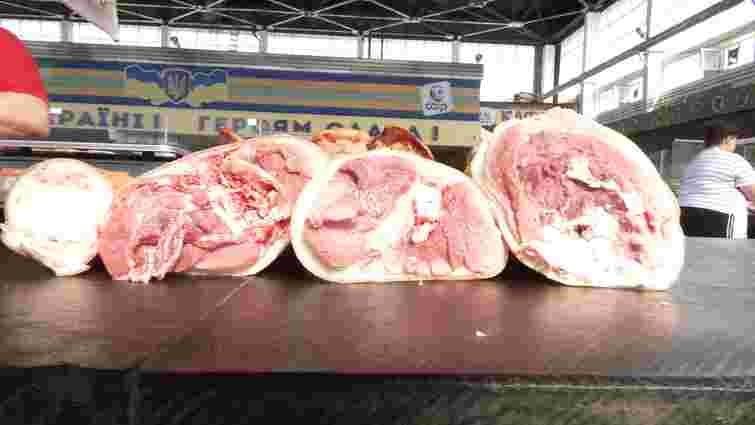 Україна у 13 разів збільшила закупівлі свинини з-за кордону 