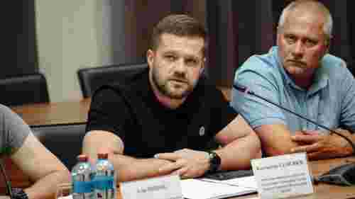 Родина керівника СБУ на Полтавщині володіє авто та нерухомістю вартістю понад 12 млн грн