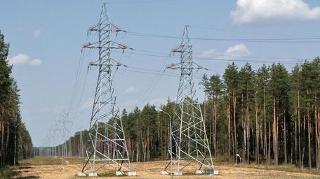 Хто споживає імпортовану електроенергію і чому це не схід чи південь: пояснення