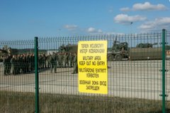 За проникнення на військову базу у Польщі судитимуть двох українців