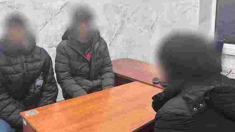 Поліція затримала причетних до убивства 18-річного студента біля нічного клубу Франківська
