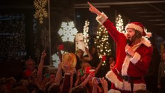 Подивитись на колег по-новому: чотири запальні фільми про корпоративи