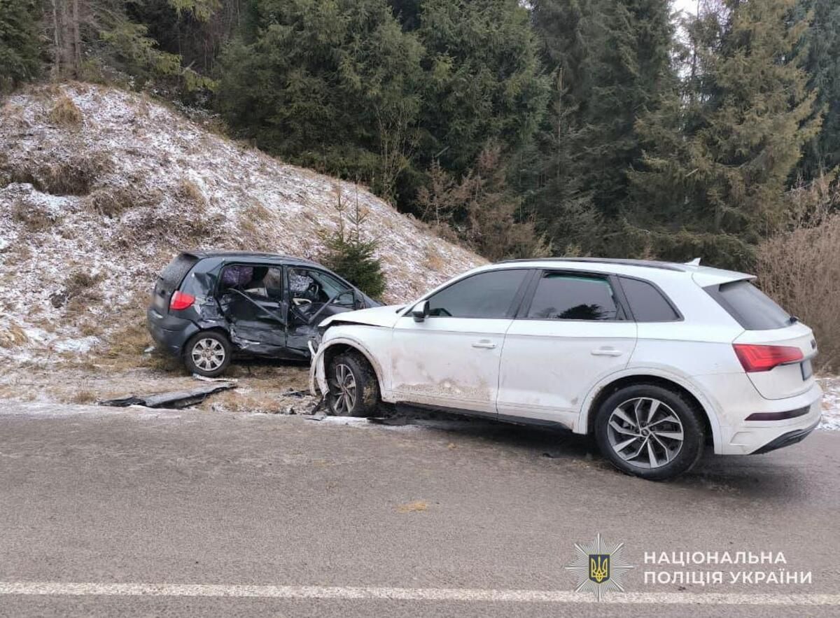 На Львівщині водійка Hyundai Getz спричинила ДТП, 15-річний пасажир потрапив до реанімації