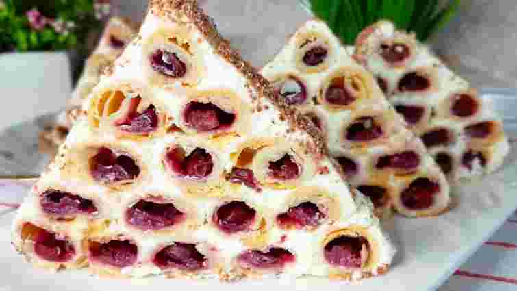 Торт «Дрова під снігом» або «Смерекова хата». Рецепт дня