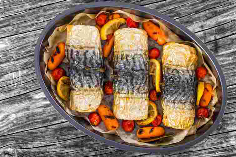 Запечені рибні рулети зі спеціями. Рецепт дня