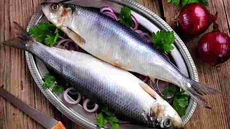 Три ознаки ідеальної риби: як вибрати оселедець для салату