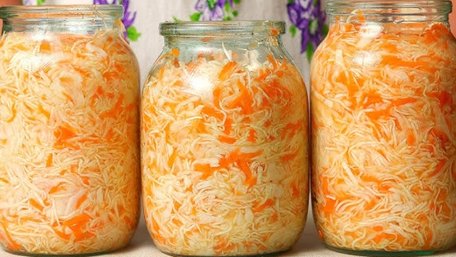 Поширена помилка, яка псує смак: чи варто промивати квашену капусту