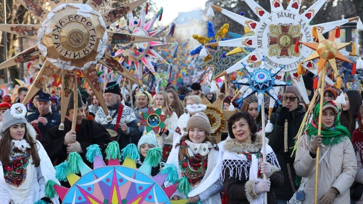 Ходу звіздарів у Львові транслюватимуть онлайн: де подивитися різдвяне дійство