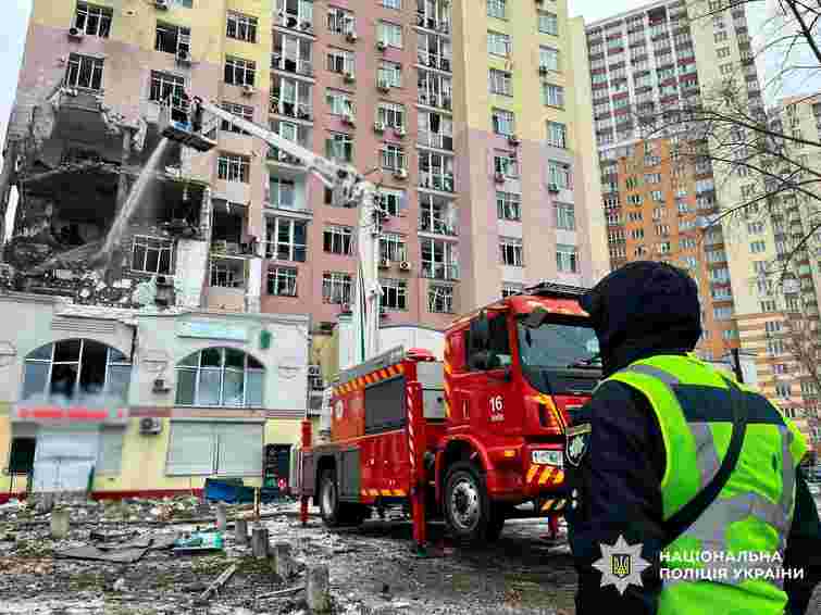 Росіяни атакували Україну 500 дронами та десятками ракет