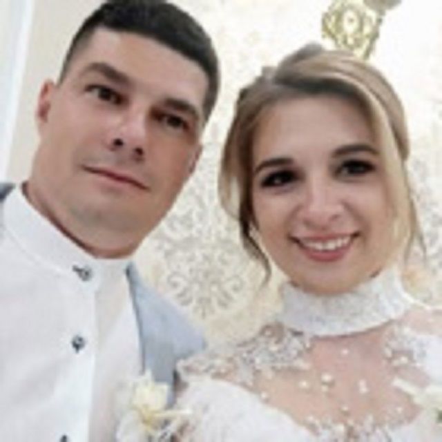 Ігор Лопатнюк з дружиною (фото з фейсбуку)