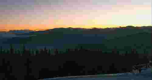 Два гірськолижні курорти оголосили про початок сезону катання