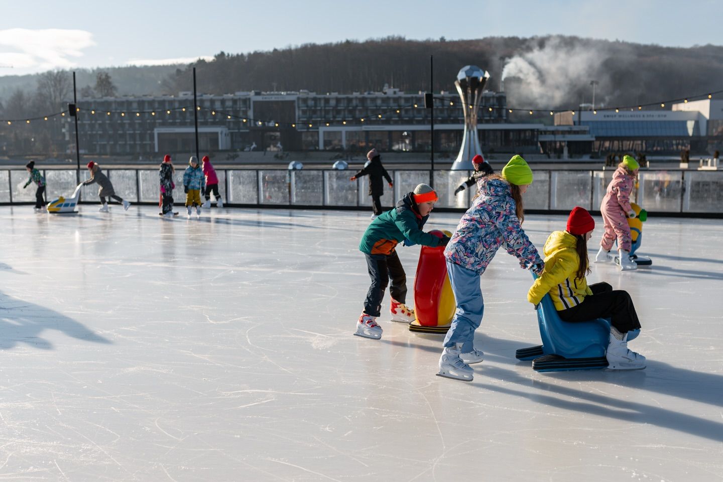 Ковзанка у Emily Resort