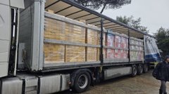 Папа Римський передав Україні 100 тис. порцій супу швидкого приготування