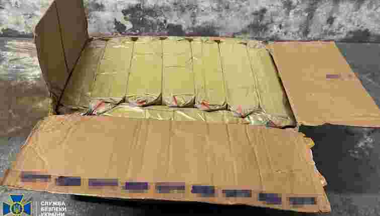 На Львівщині СБУ заблокувала канал контрабанди понад 600 кг наркотичного чаю