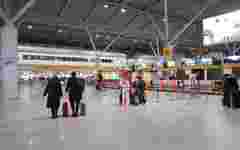 В аеропорту Варшави затримали українця із пристроєм для глушіння радіохвиль