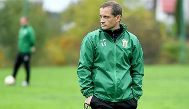 Екстренер «Карпат» очолив команду з чемпіонату Узбекистану