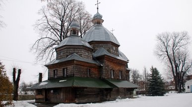 Деревʼяна церква та унікальна ікона її покровительки з пилою у руках