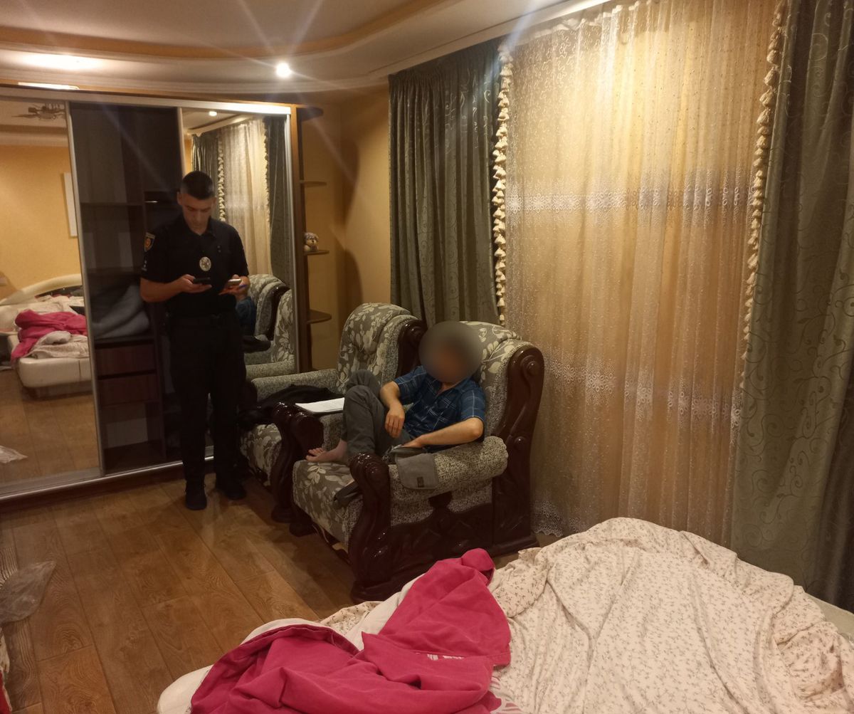 Педофіл отримав довічне увʼязнення за зґвалтування 13-річної рівнянки