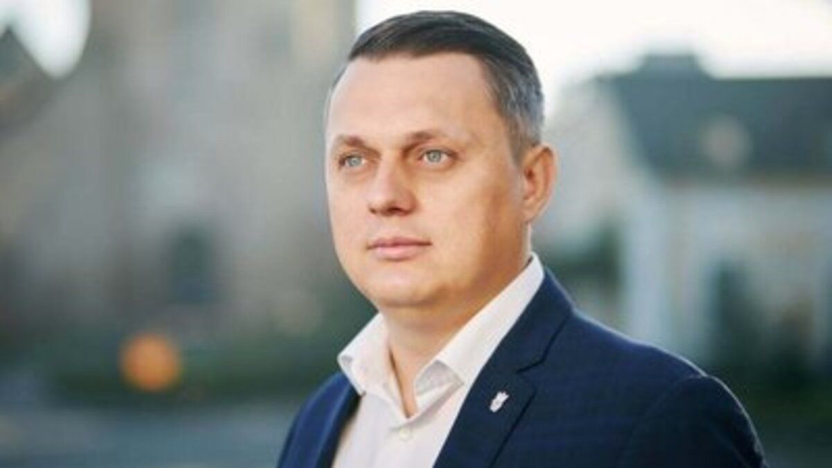 Підозрюваному у вимаганні 30 тис. доларів депутату з Луцька призначили 5 млн грн застави