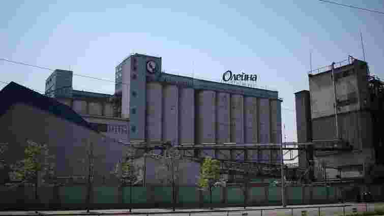 Через російський удар по заводу «Олейна» у центрі Дніпра розлилося 300 тонн олії 