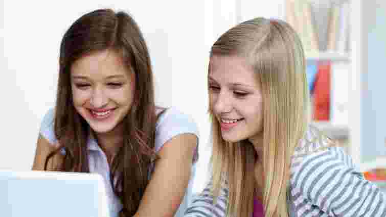 Виховати агенток змін: у Львові стартує освітня програма для дівчат 14–24 років