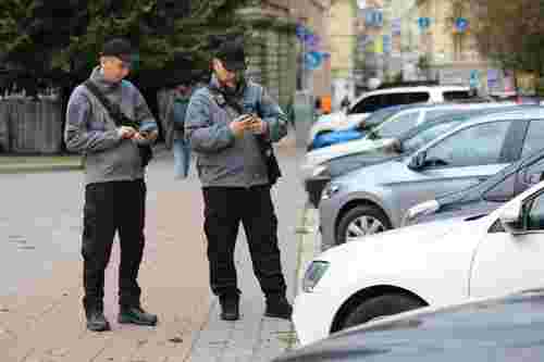 У Львові назвали вулиці з найбільшою кількістю порушень паркування 