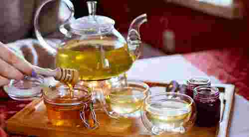 Ананас, мед і гостра їжа: 6 продуктів, які допоможуть позбутися закладеності носа