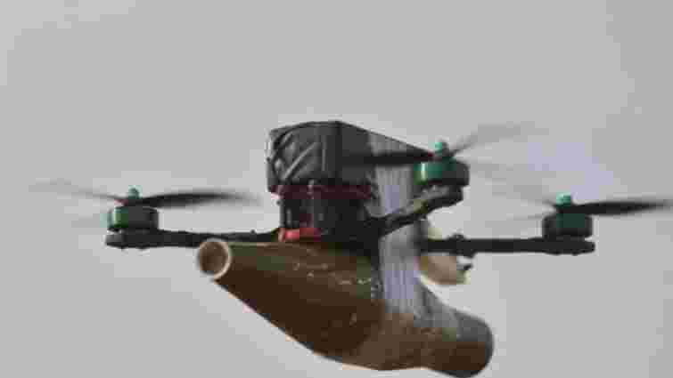 Росіяни атакували FPV-дроном авто поліції, троє правоохоронців поранені 