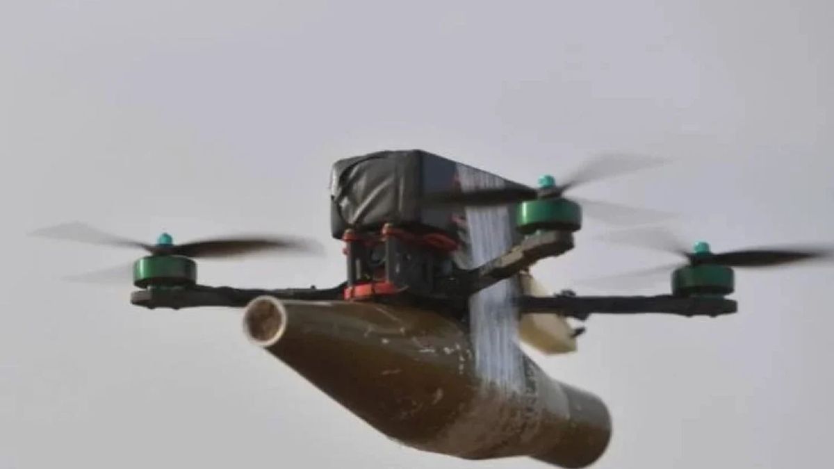 Росіяни атакували FPV-дроном авто поліції, троє правоохоронців поранені 