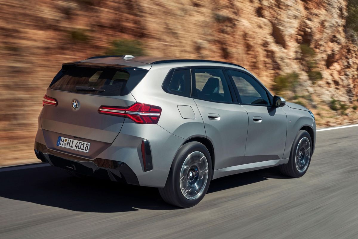 BMW відкликає 37 тис. авто через самовільне обертання керма