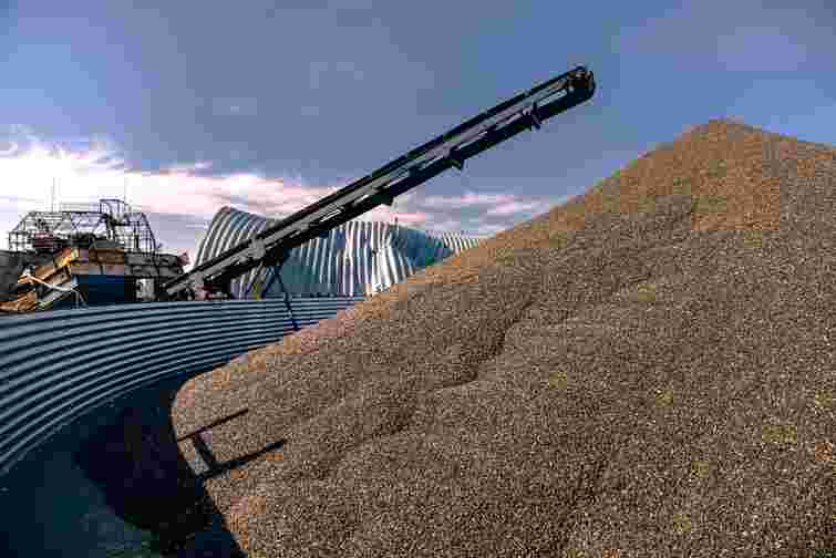 Аграрії з чотирьох областей отримають модульні зерносховища 