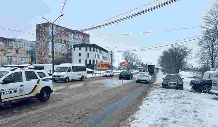 У Тернополі поліція розшукує очевидців смертельної ДТП з пішоходом