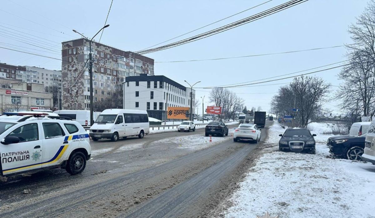 У Тернополі поліція розшукує очевидців смертельної ДТП з пішоходом