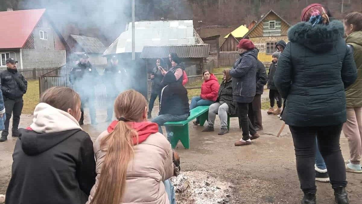 Закарпатці присудили два роки пробаційного нагляду за протест і перекриття дороги