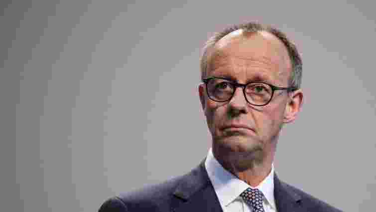 Мерц закликав Зеленського обмежити виїзд молодих чоловіків за кордон