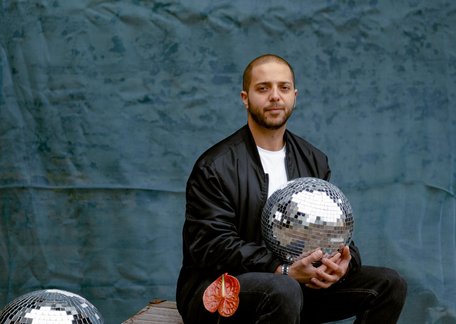 Відомого львівського ресторатора і організатора вечірок звинуватили у шахрайстві