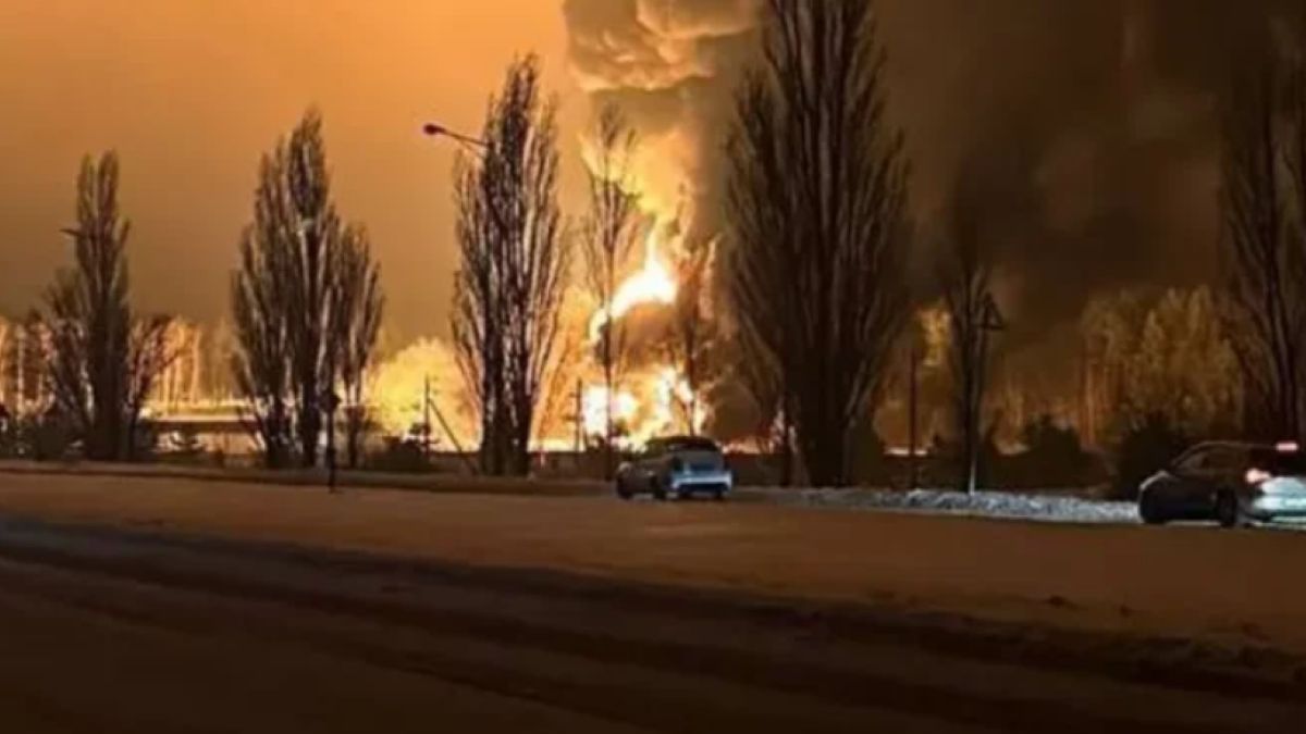 Вночі військові атакували російську нафтобазу та склад мотострілецької дивізії
