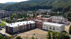 Школу на Закарпатті за 225 млн грн добудовує пов’язана з Тищенком і Комарницьким компанія